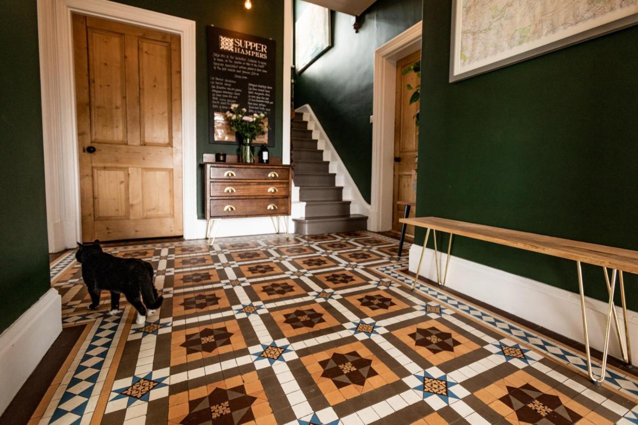 The Old Vicarage Bed & Breakfast Moylgrove Ngoại thất bức ảnh